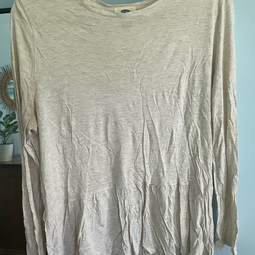 Old Navy Cream Relaxed T-shirt Blouse